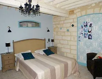 Hotel La Suite Villeneuve-lès-Avignon 4*,