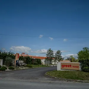 Greet Castres Saix Hotel